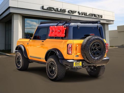 Used 2021 Ford Bronco First Edition AWD/4WD image 2