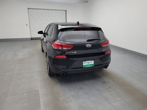 Used 2018 Hyundai Elantra GT Sport FWD image 6