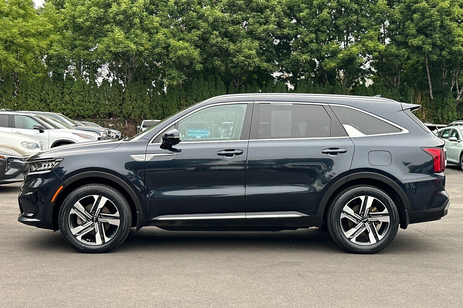 Used 2023 Kia Sorento EX AWD/4WD image 7
