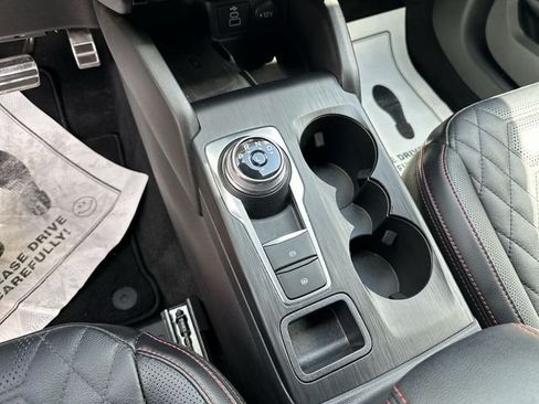Used 2024 Ford Escape ST-Line Elite w/ Premium Technology Package AWD/4WD image 23