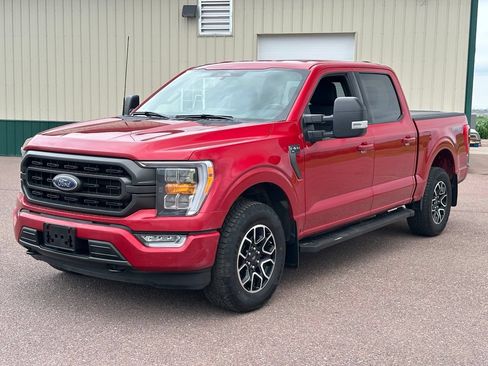Used 2022 Ford F150 XLT w/ Equipment Group 302A High AWD/4WD image 4