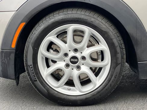 Used 2020 MINI Cooper 2-Door Hardtop image 28