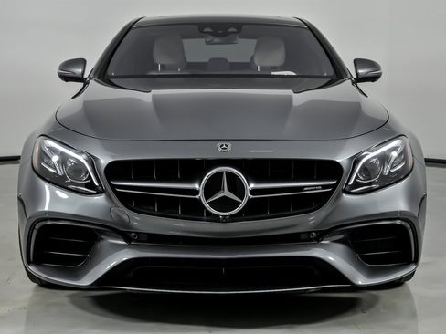 Used 2019 Mercedes-Benz E 63 AMG S w/ Driver Assistance Package image 5