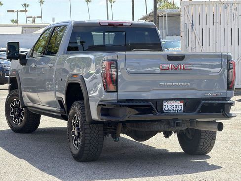 Used 2024 GMC Sierra 2500 AT4X AWD/4WD image 7