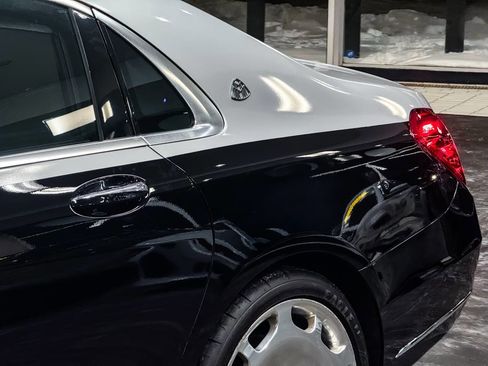 Used 2018 Mercedes-Benz Maybach S 560 4MATIC image 17