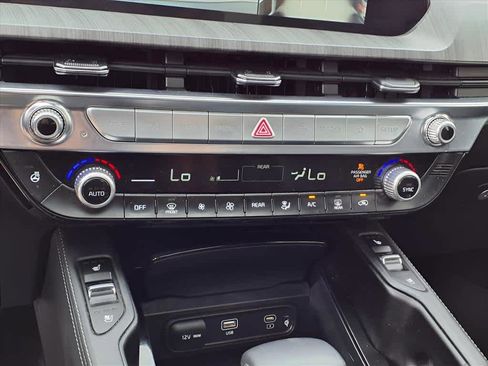 Used 2024 Kia Telluride SX image 15