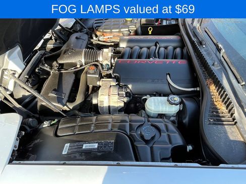 Used 2000 Chevrolet Corvette Coupe w/ Roof Pkg image 9