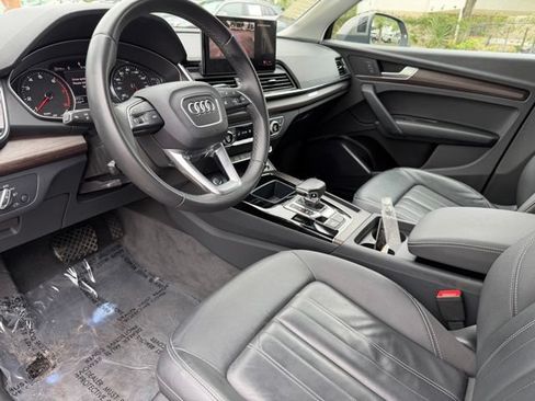 Used 2023 Audi Q5 2.0T Premium w/ Convenience Package AWD/4WD image 21