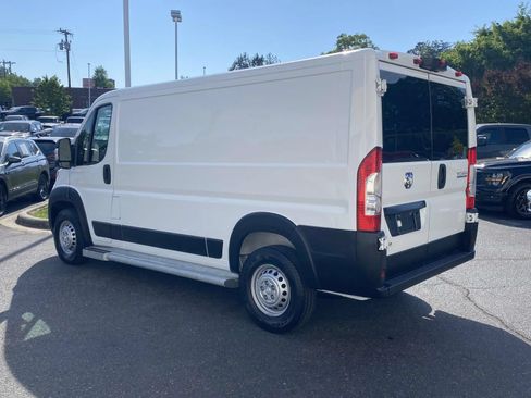 Used 2025 RAM ProMaster 2500 w/ U-Haul Equipment Group FWD image 6