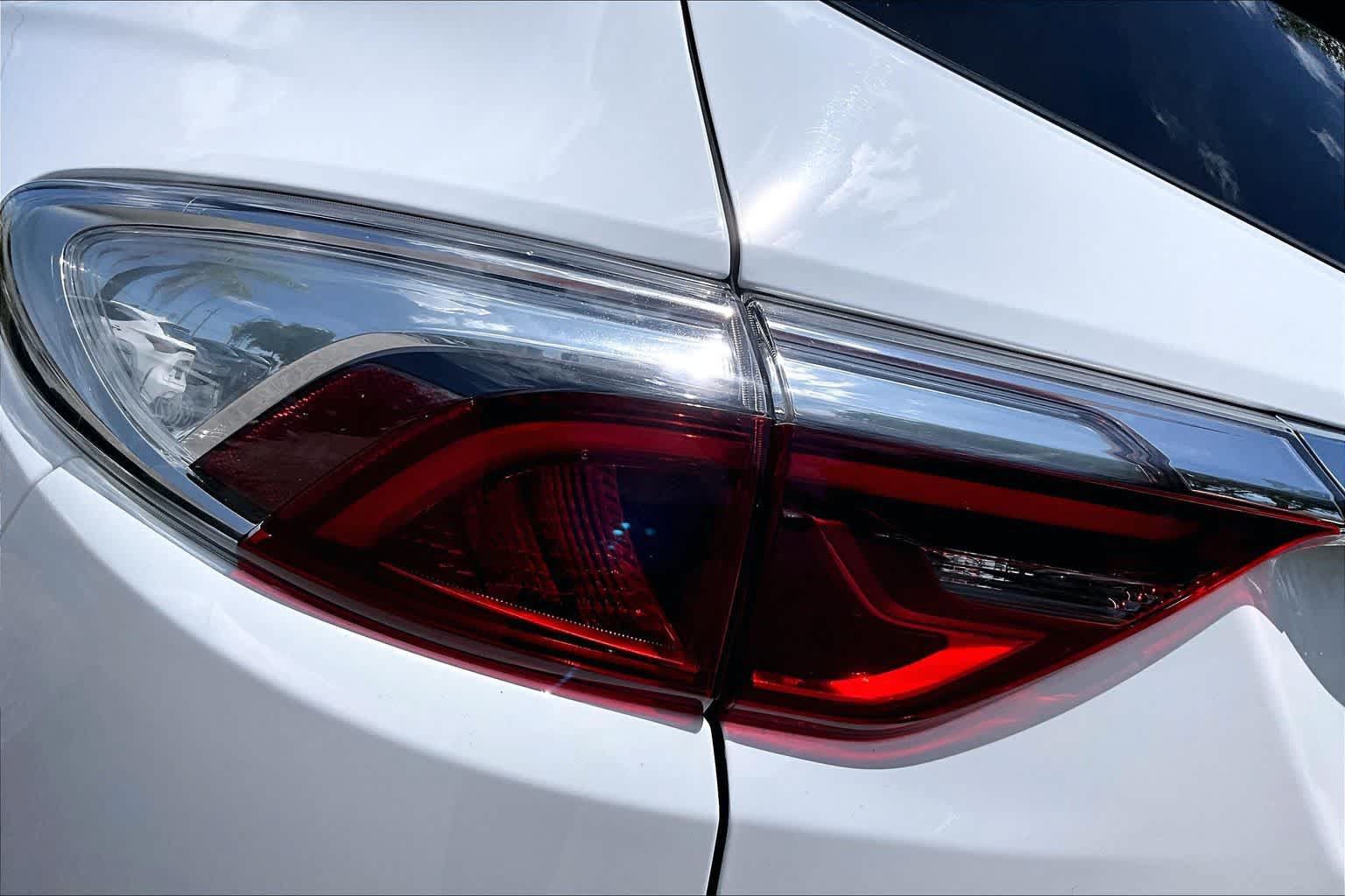 Used 2023 Buick Enclave Essence FWD image 57