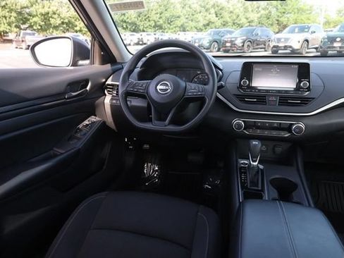 Certified 2024 Nissan Altima 2.5 S FWD image 21