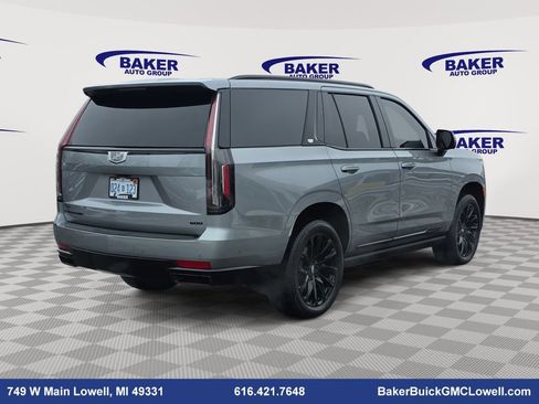 Used 2024 Cadillac Escalade Sport image 5