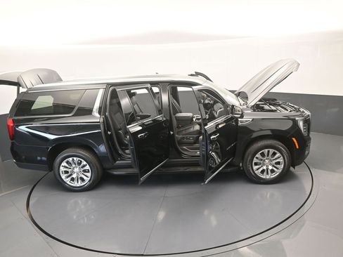 Used 2025 GMC Yukon XL Denali AWD/4WD image 80