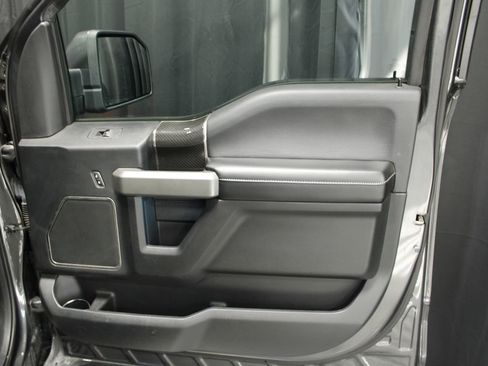 Used 2018 Ford F150 Raptor w/ Equipment Group 802A Luxury image 28