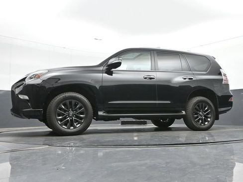 Certified 2023 Lexus GX 460 Premium w/ Premium Plus Package AWD/4WD image 16