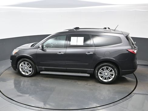 Used 2015 Chevrolet Traverse LT w/ Style and Technology Package image 35