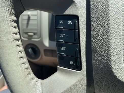 Used 2011 Ford Escape XLT FWD image 19