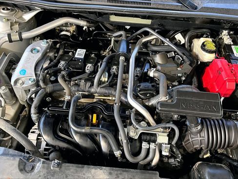 Certified 2021 Nissan Sentra S image 32