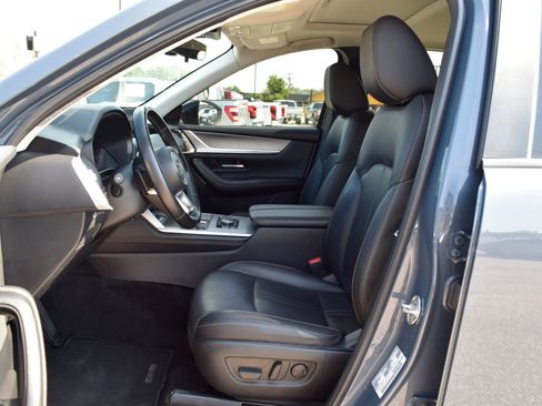 Used 2025 MAZDA CX-70 3.3 Turbo w/ Preferred Package AWD/4WD image 18