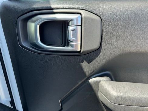 New 2026 Jeep Gladiator Mojave AWD/4WD image 22