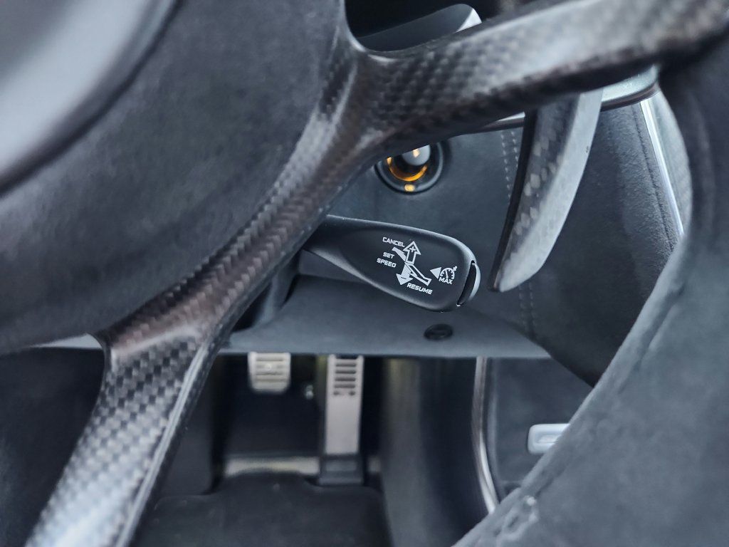 Used 2019 McLaren 600LT RWD image 33