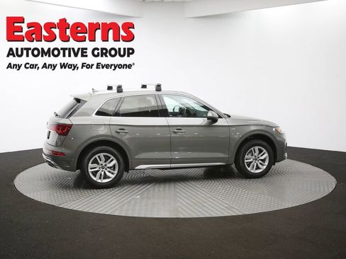 Used 2023 Audi Q5 2.0T Premium w/ Convenience Package AWD/4WD image 43