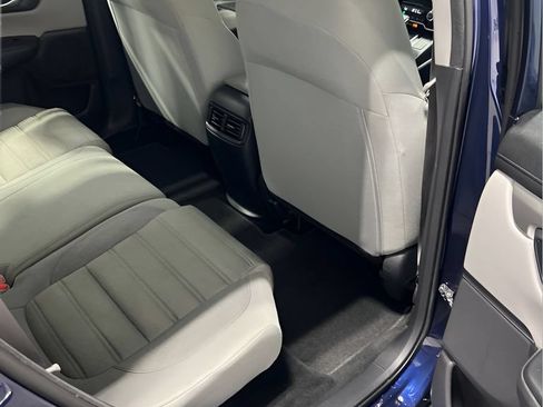 Used 2017 Honda CR-V LX image 14
