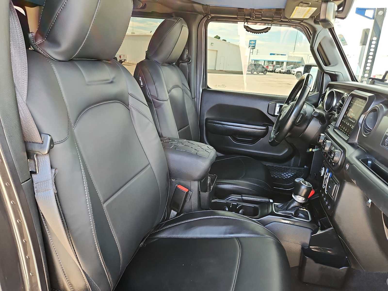 Used 2021 Jeep Gladiator Sport AWD/4WD image 18