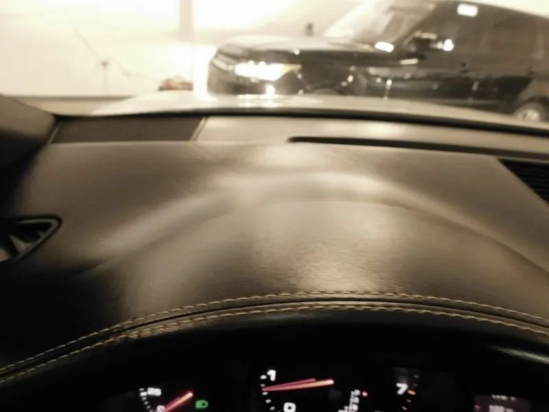 Used 2018 Porsche Macan AWD/4WD image 38
