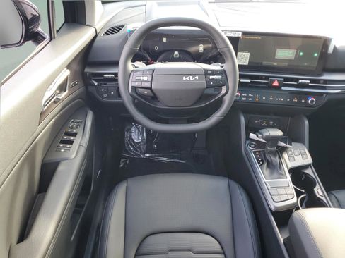 New 2026 Kia Sportage SX FWD image 23