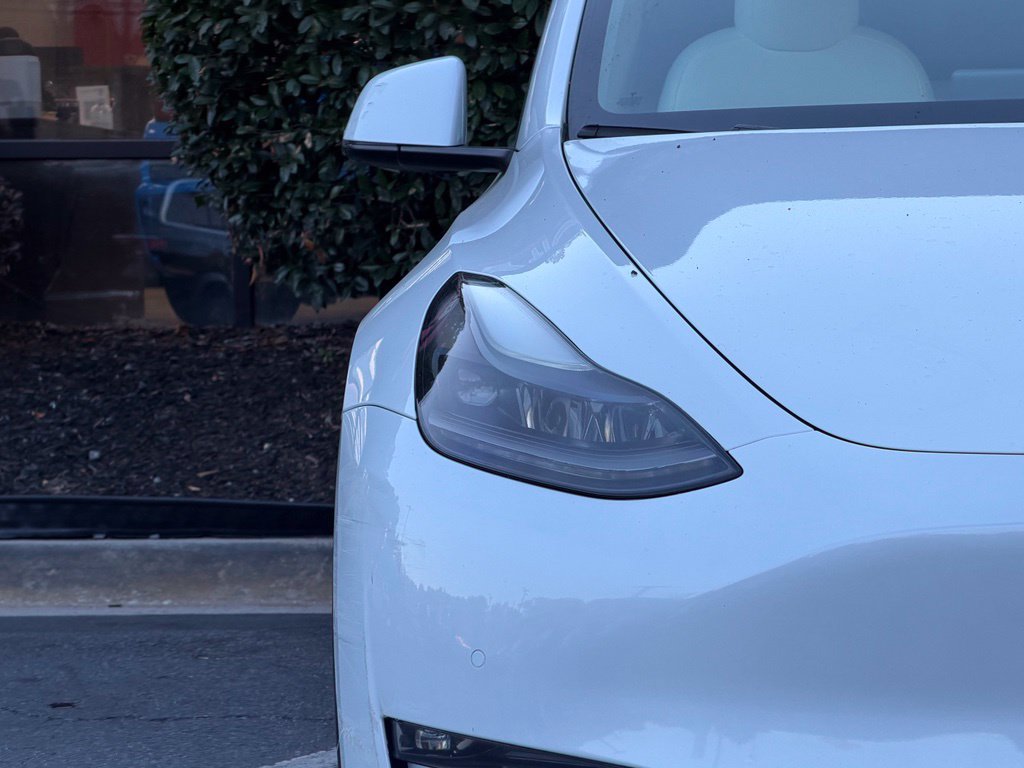 Used 2022 Tesla Model Y Performance AWD/4WD image 4