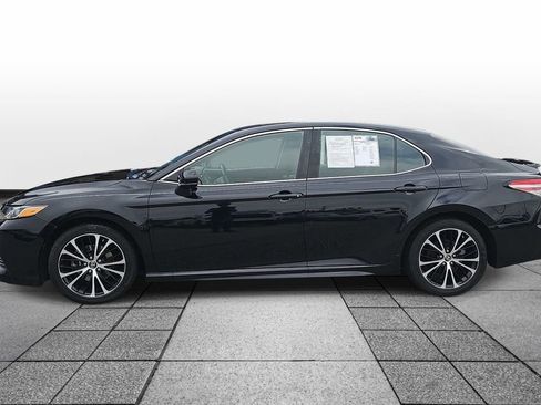 Used 2018 Toyota Camry SE w/ Protection Package (Q2) image 8