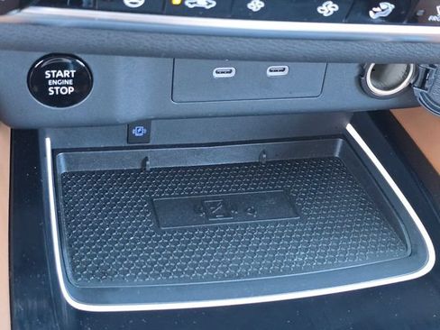 Certified 2025 Nissan Rogue Platinum AWD/4WD image 24