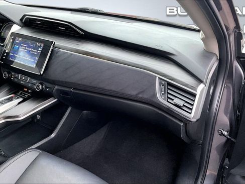 Used 2020 Honda Clarity Touring image 17