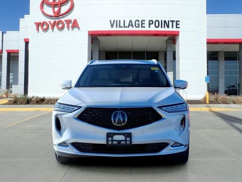 Used 2023 Acura MDX SH-AWD w/ Advance Package image 2