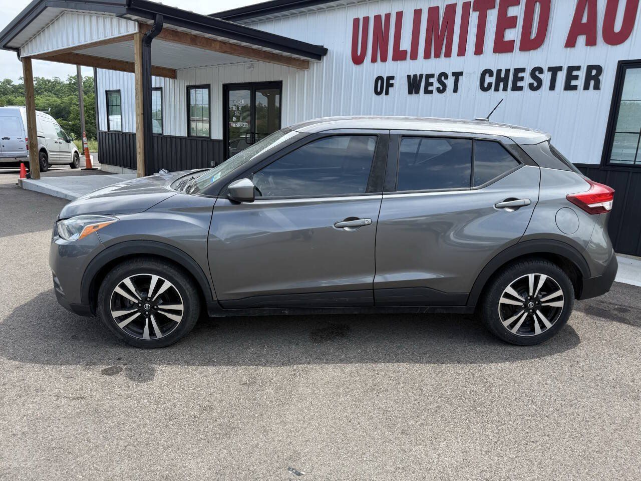 Used 2019 Nissan Kicks S FWD image 12