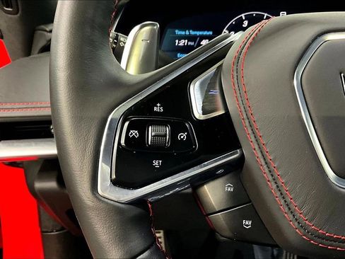 Used 2021 Chevrolet Corvette Stingray Premium Conv w/ Z51 Performance Package RWD image 10