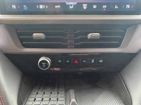 Used 2025 Ford Explorer ST AWD/4WD image 31