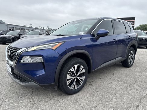 Used 2021 Nissan Rogue SV FWD image 7