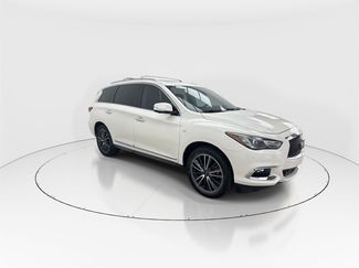 Used 2017 INFINITI QX60 Luxe w/ Deluxe Technology Package video 2