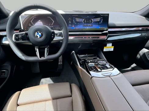 New 2026 BMW 530i w/ M Sport Package RWD image 5