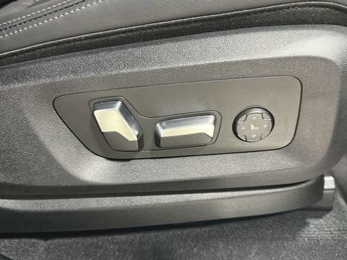 Used 2026 BMW X5 xDrive40i AWD/4WD image 33
