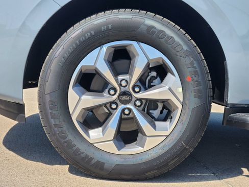 New 2027 Ford Expedition Active RWD image 11