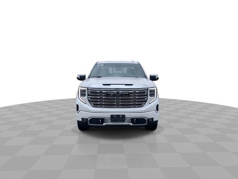 Used 2023 GMC Sierra 1500 Denali Ultimate image 3