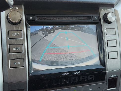 Used 2015 Toyota Tundra SR5 image 8