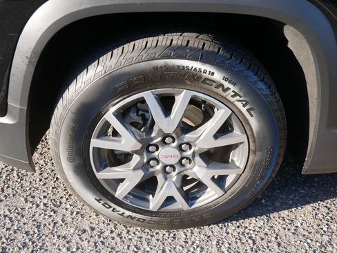 Used 2023 GMC Acadia SLE w/ Driver Convenience Package AWD/4WD image 8