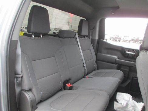 Used 2021 Chevrolet Silverado 1500 Custom Trail Boss w/ LPO, Dark Essentials Package image 19