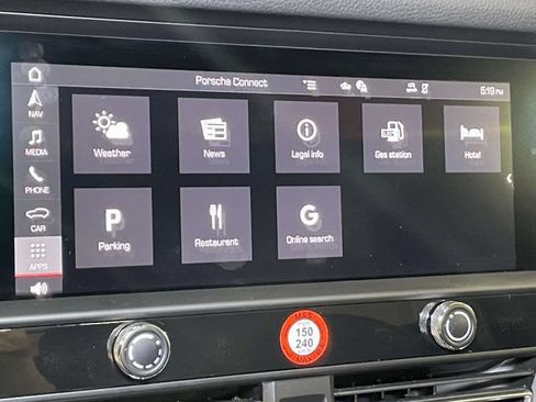 Certified 2026 Porsche Macan AWD/4WD image 32
