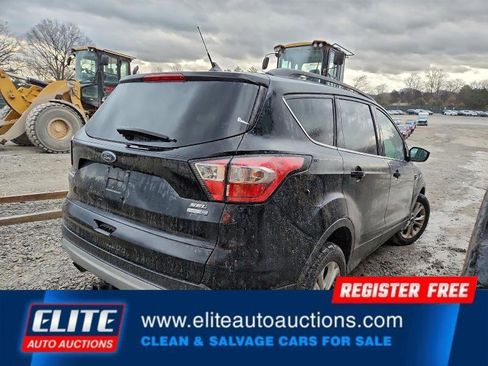 Used 2018 Ford Escape SEL w/ Ford Safe & Smart Package image 5
