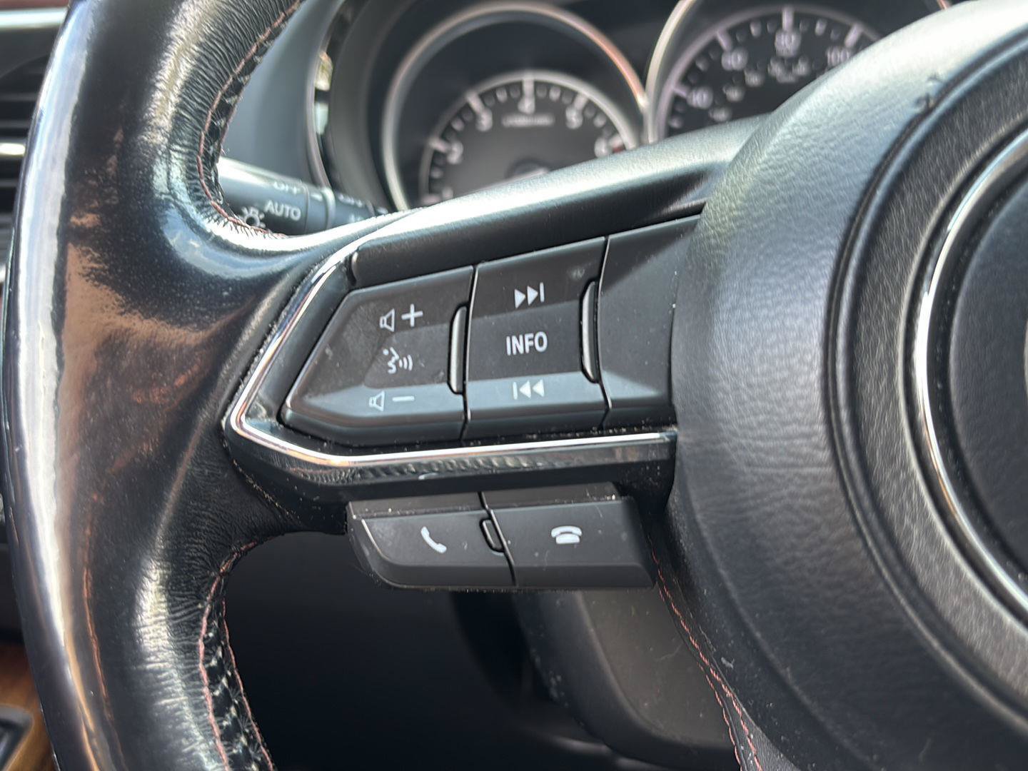 Used 2018 MAZDA CX-9 Signature AWD/4WD image 29